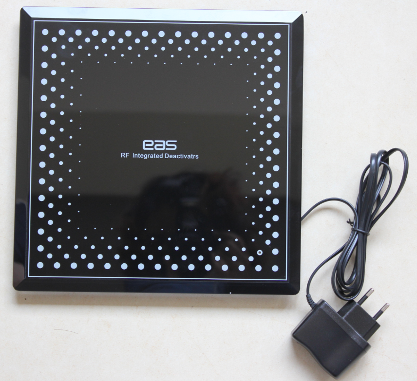 EAS RF alarm deactivator